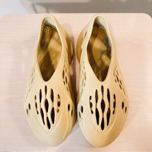 adidas Yeezy Foam Runner Sneakers Athletic Shoes Size 10